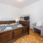 Pet Friendly In Danilo Tatil Evi