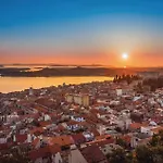 Pet Friendly In Danilo Tatil Evi