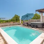 Pet Friendly In Danilo *