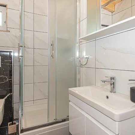 Holiday home Pet Friendly In Danilo Ljubostinje