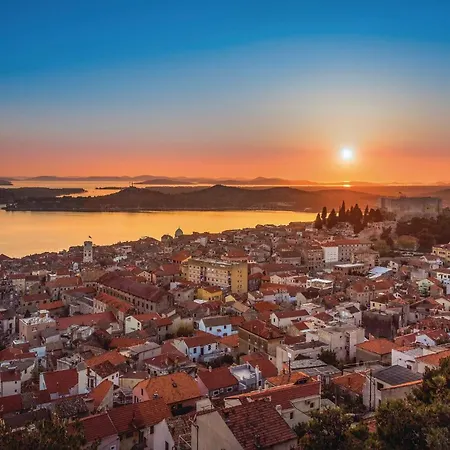 Awesome In Danilo Дом отдыха